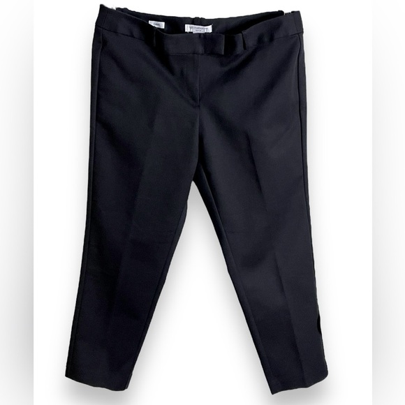 Liz Claiborne Emma Petite Black Capris Pants, Flat Front, Mid Rise, Size 14P - Picture 1 of 7